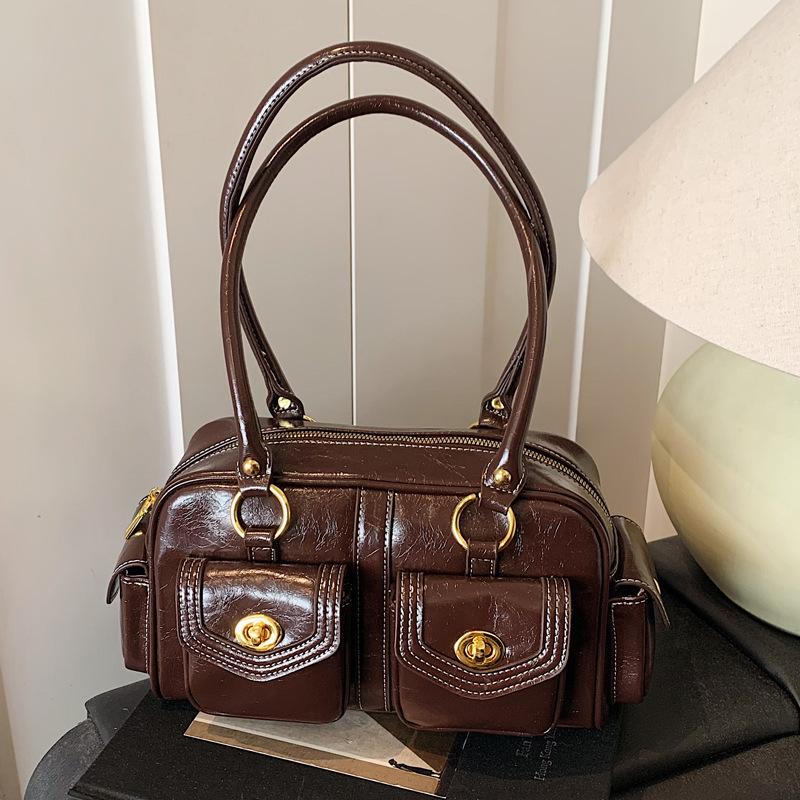 Вместительная сумка под мышкой женская 2025 осень и зима новая нишевая высококлассная простая ретро сумка на плечо сумка-подушка