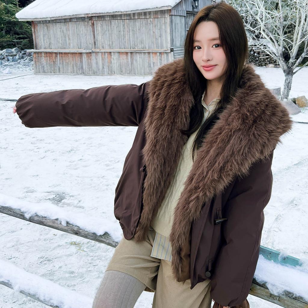 European Station European winter new large lapel collar fur collar Parker cotton clothes padded cotton warm loose women's anti-fur jacket