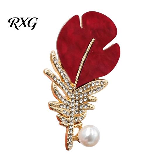 Feather Lapel Pin Faux Pearl Rhinestone Brooch, Decorative Clip Lightweight Brooch for Women, Sweater Cardigan Coat Suit Jewelry Accessories Shaped
