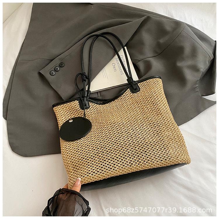 Korean Contrast Woven Tote Bag Women's 2025 New Retro Beach Vacation Shoulder Bag Large-capacity Straw Bag