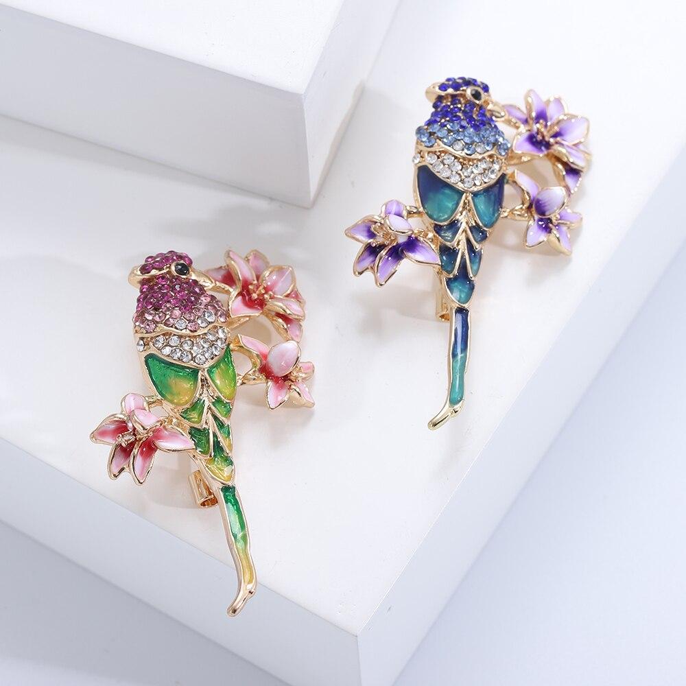 Blucome Cute Rhinestone Magpie Bird Shape Brooches for Women Gold Color Wedding Flowery Bird Special Design Pins
