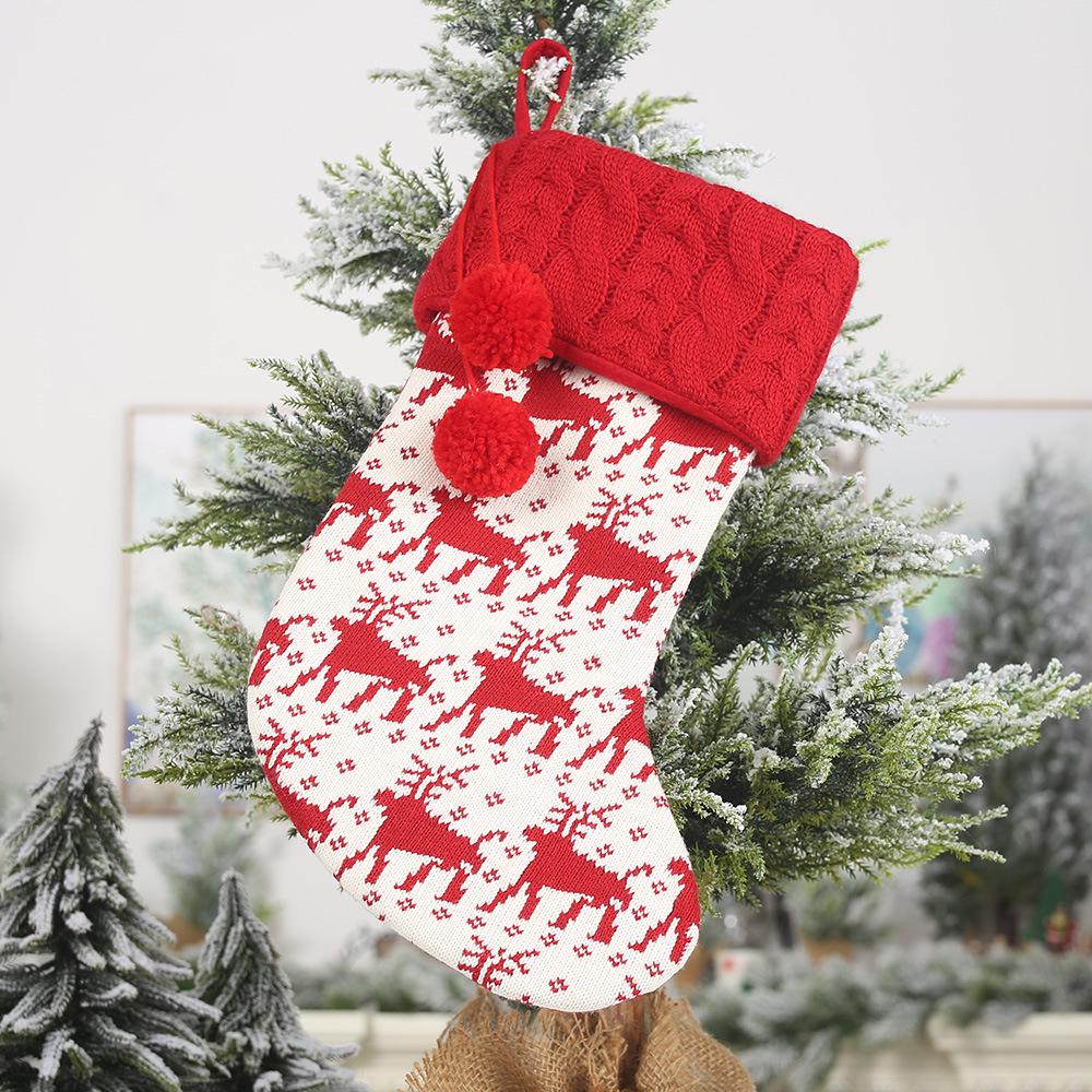 1 Pcs New Christmas Ornaments Knitted Christmas Stockings Yarn Socks Red And White Elk Gift Bag Children Gift Bag Decorate