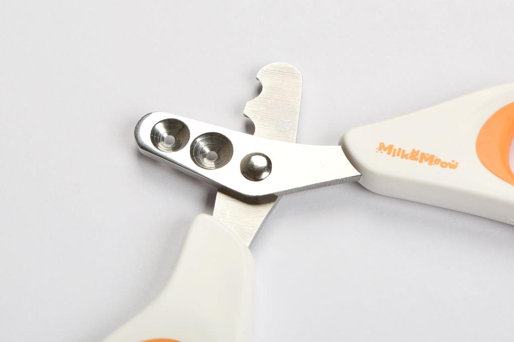 Когти для кошек Milk Meow предотвращают глубокую ломкость. Рекомендуется для нержавеющей стали. Поставляется с отверстиями диаметром 2 мм, чтобы соответствовать росту когтей мелких животных: от котят до взрослых кошек и т. д.