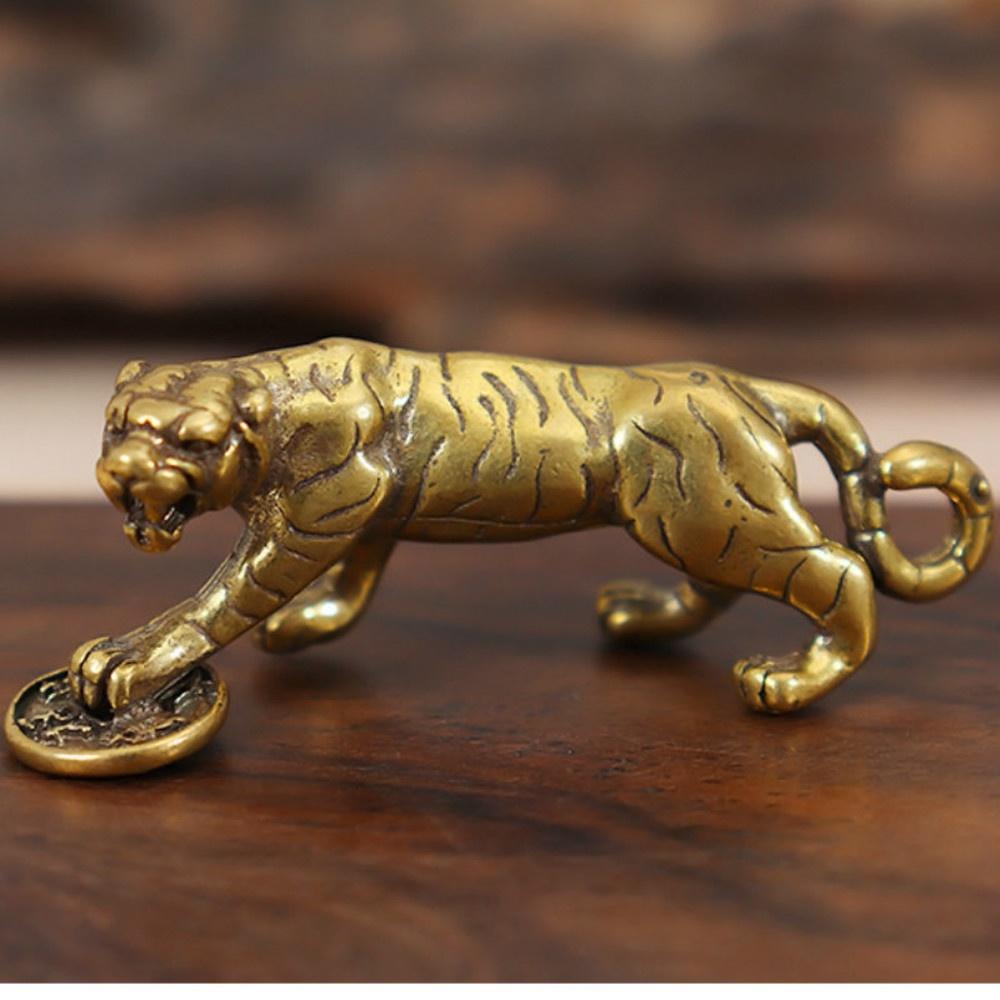 1 шт. винтажные медные автомобильные брелки с тигром, подвески, ретро-латунные фигурки животных, тигров, королей, украшения, мужские брелоки, держатели, подарки