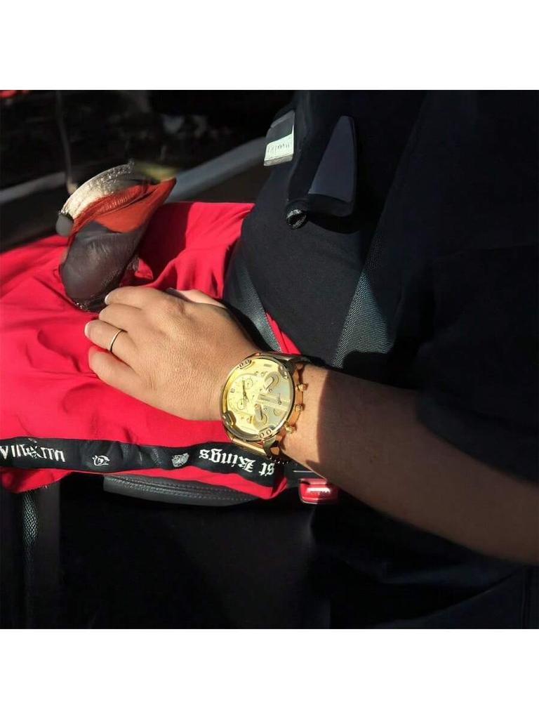 Diesel Мужской хронограф с несколькими часовыми поясами и большим 57-мм циферблатом – эффектный аксессуар для вечернего выхода, уличного стиля и путешествий – DZ7399