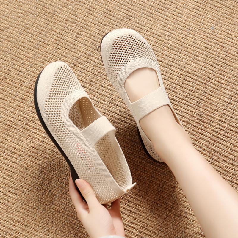 Mom Shoes Summer New Mesh Breathable and Comfortable Women's Mesh Shoes Soft Sole Fly-woven Hollow Summer One-pedal Mesh Shoes