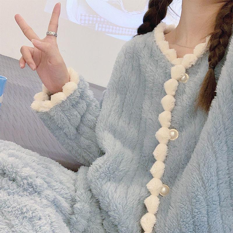 Warm Coral Velvet Pajamas Set for Women Winter Pajamas Pajamas Home Single Breasted Sweet Cute Soft Comfortable Pajamas