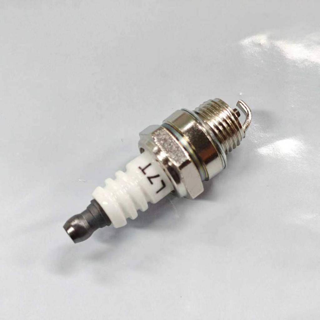 2/5pc L7T Spark Plug for Chainsaw Grass Trimmer Weed Eater and Brush Cutter Motosierra Gasolina Chainsaws Spare Part Garden Tool