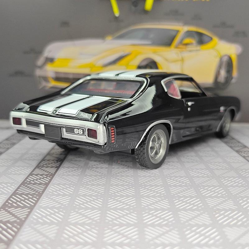 NEW 1:24 Chevrolet Chevelle 454 1970 Alloy Racing Car Model Sound and Light Pull Back Children's Toy Collectibles Birthday gift