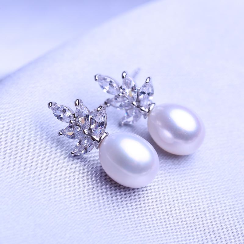 LSOOYH Natural Freshwater Pearl Earrings Fashion Party Cubic Zirconia Leaf Stud Earrings For Women Pearl Jewelry Wedding Bridal Earrings