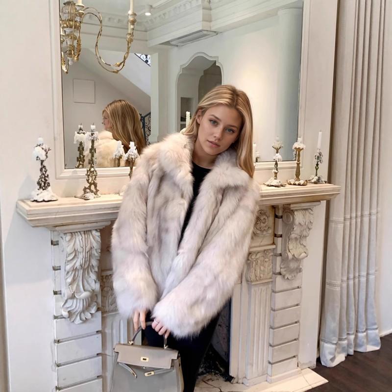 Womens Faux Fur Coat With Detachable Collar Long Sleeve Winter Outerwear In Classic British Style