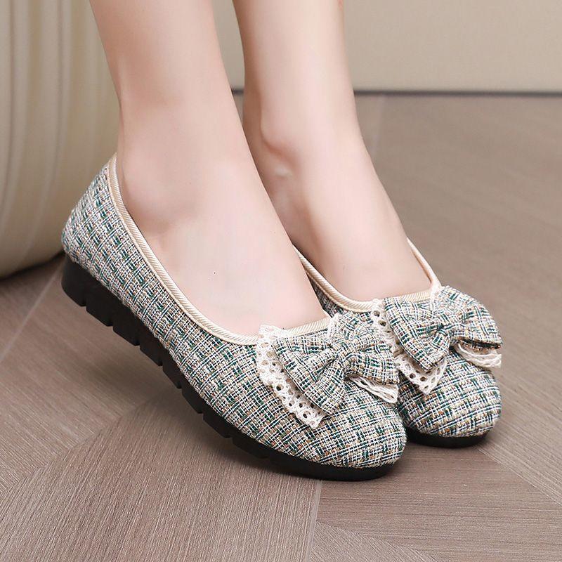 Летние новые туфли из ткани Old Beijing для женщин и мам, дышащие туфли на плоской подошве для женщин среднего возраста