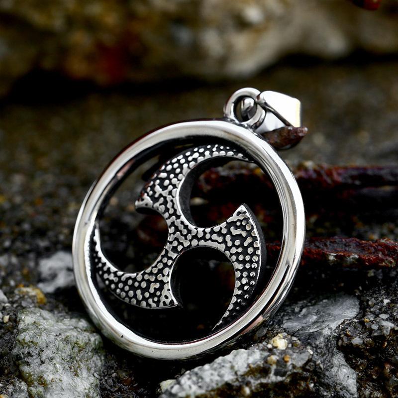 Men's Simple Retro Round Hot Wheels Versatile Sweater Stainless Steel Pendant Chain