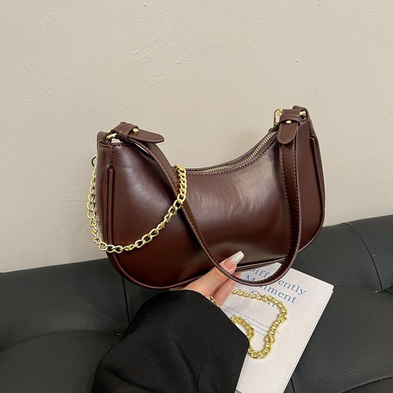 2025 new trendy women's bags, armpit bags, high-value foreign shoulder bags, fashionable and casual portable contrasting color crescent bags