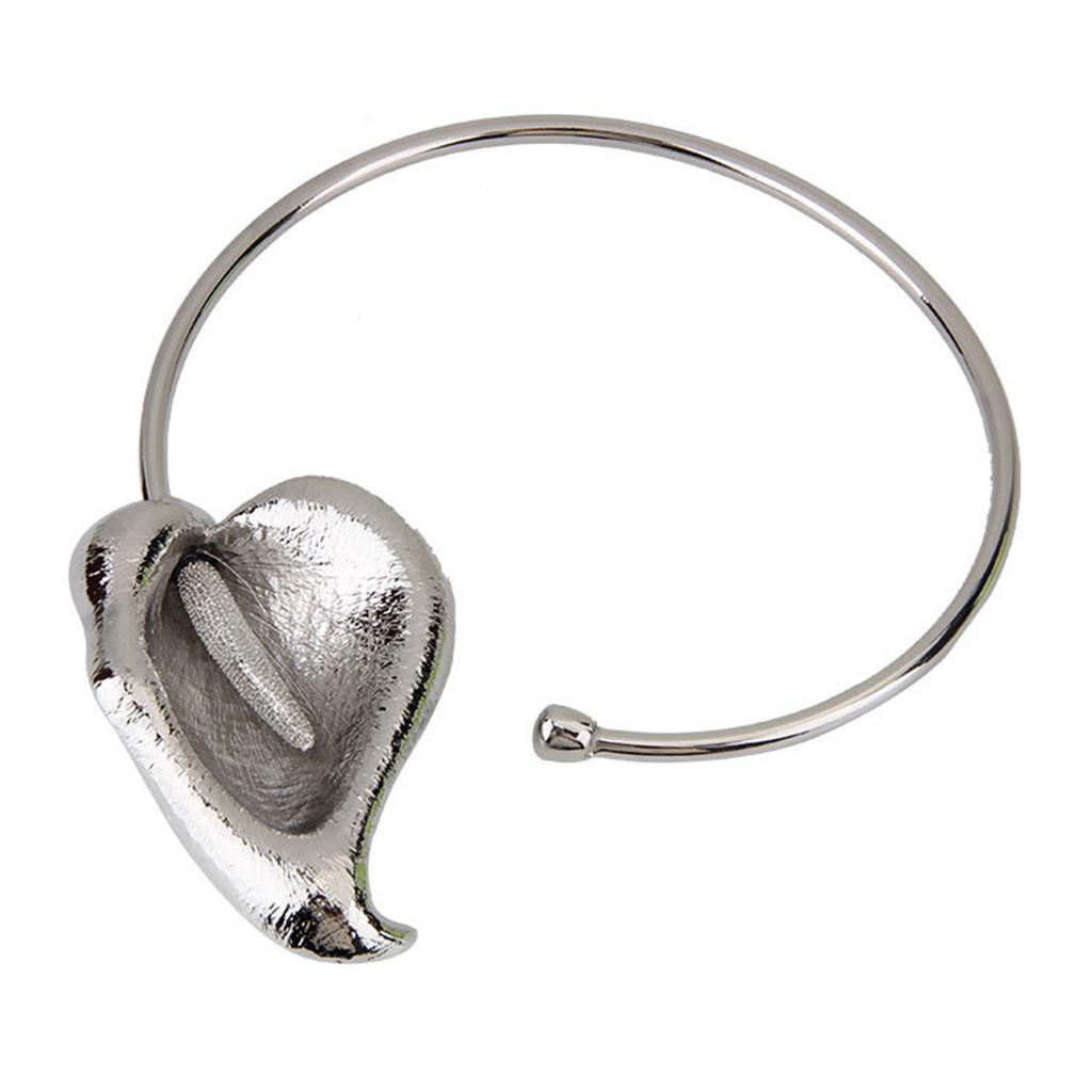 Элегантное металлическое колье-чокер, винтажное металлическое колье в форме цветка, элегантный цветочный открытый чокер, аксессуары для вечеринки