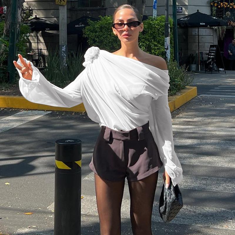 Новые сетчатые шифоновые укороченные топы с открытыми плечами, косым воротником и цветочной аппликацией, осенние элегантные прозрачные футболки с длинными рукавами и рюшами