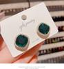 Новые летние серьги с зелеными кристаллами — стильный, уникальный, простой дизайн