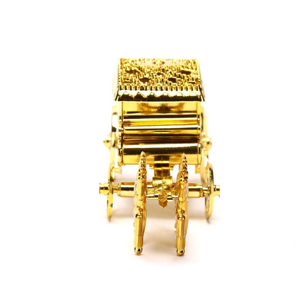 Изысканная каретная конфетница Модель кареты высокого класса Маленькие каретные украшения Свадебная вечеринка