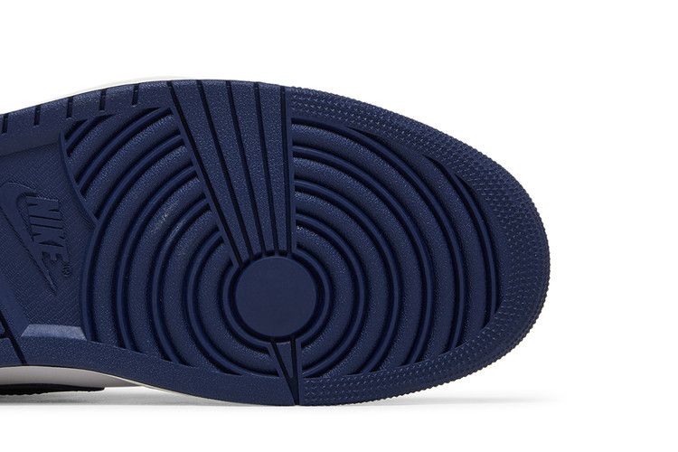 Jordan 1 Ретро High OG Midnight Navy