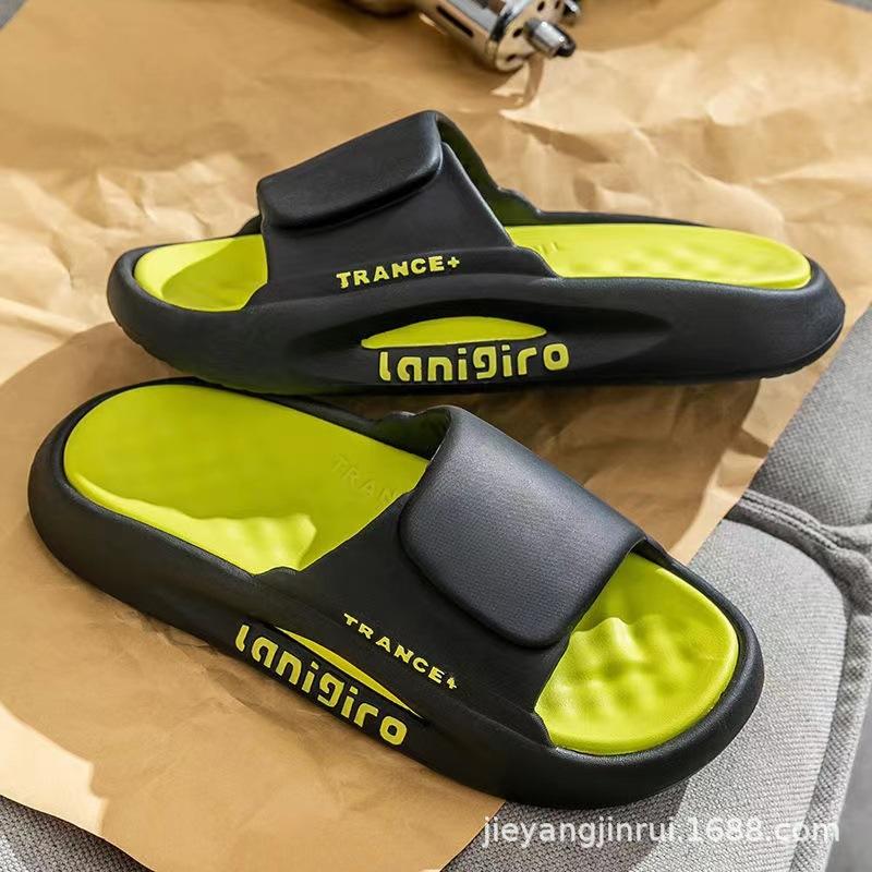 Летние модные мужские тапочки. Носите тапочки корейской версии. Мужские модные домашние и уличные сандалии для пар. Мужские пляжные шлепанцы.