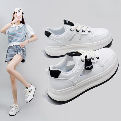 Летние универсальные новые белые кроссовки, дышащие полые сандалии с толстой подошвой, повседневные туфли с цветными блоками.