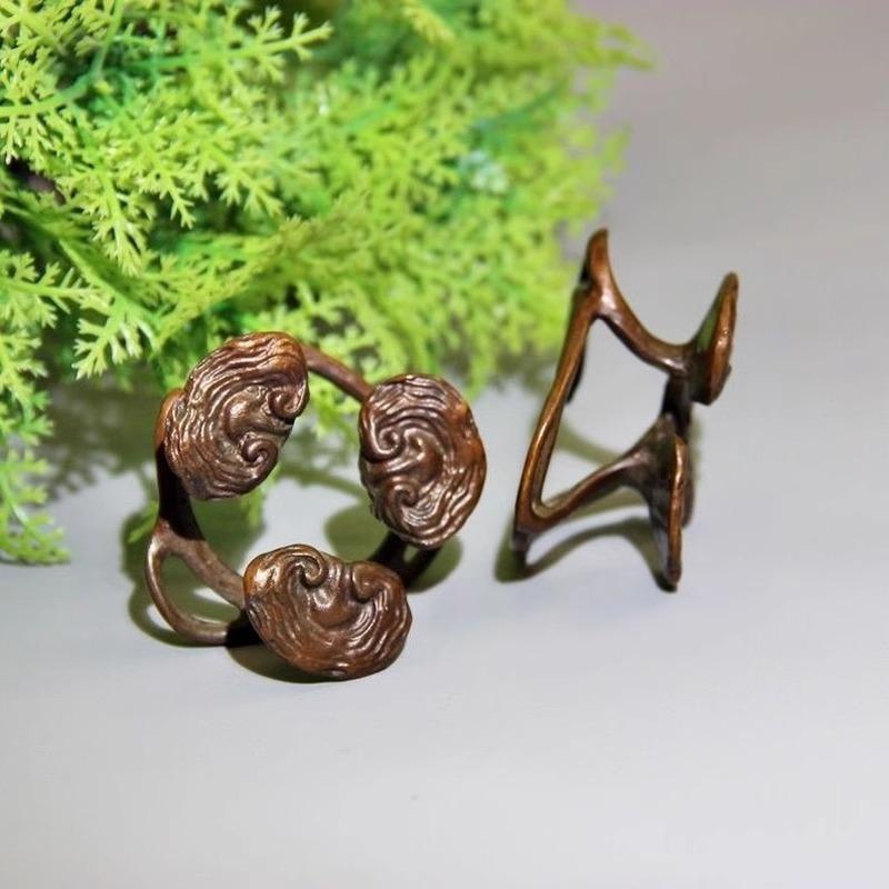 Home Furnishings Gilt Bronze Ancient Coins Dong Collection Gold Cakes Family Decorations