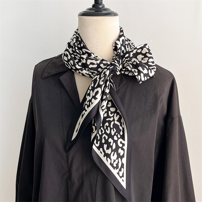 2025 Новая Мода Женский Треугольный Шарф Богемный Стиль Пейсли Дизайнер Длинная Лента Твиловый Шелк Шарфы Косынка Роскошь