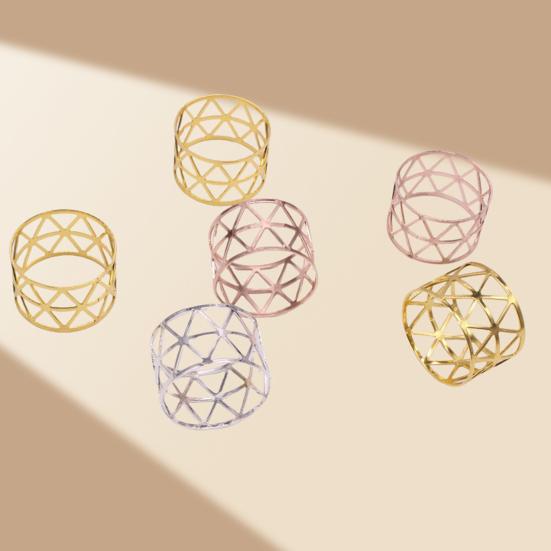 6/12Pcs Golden Napkin Rings Metal Hollow Triangle Circle Design Napkin Holders Buckles Family Dinner Wedding Party Table Decoration