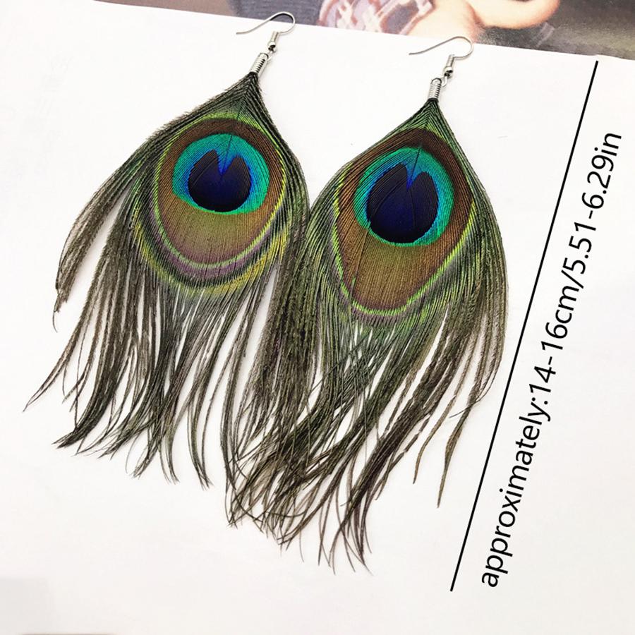 Women‘s Bohemian Peacock Feather Shaped Dangle Earrings Exotic Teardrop Shape Tassel Earrings Music Festivals Jewelry