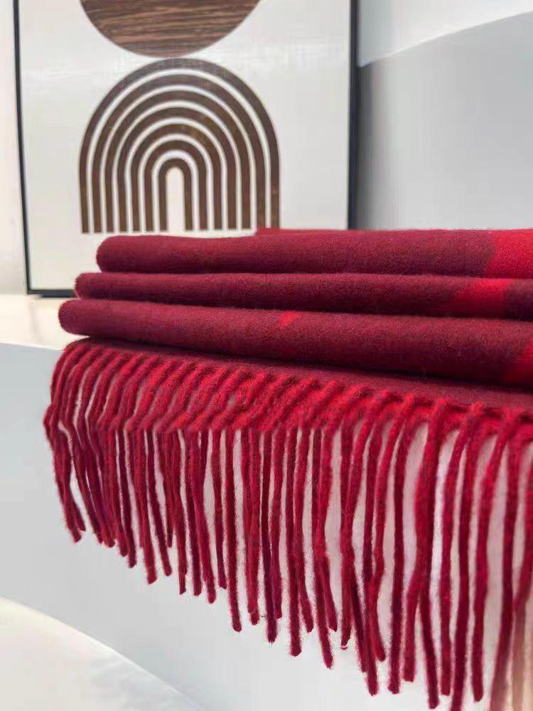 Double-sided Wool Cashmere Scarf Women's High-end Autumn and Winter Presbyopia Letter Shawl