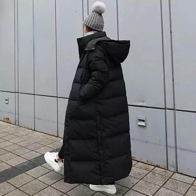 Супер длинная стеганая хлопковая куртка женская, новинка 2023 года, корейская модная парка выше колена, зимняя женская толстая черная пуховая хлопковая куртка