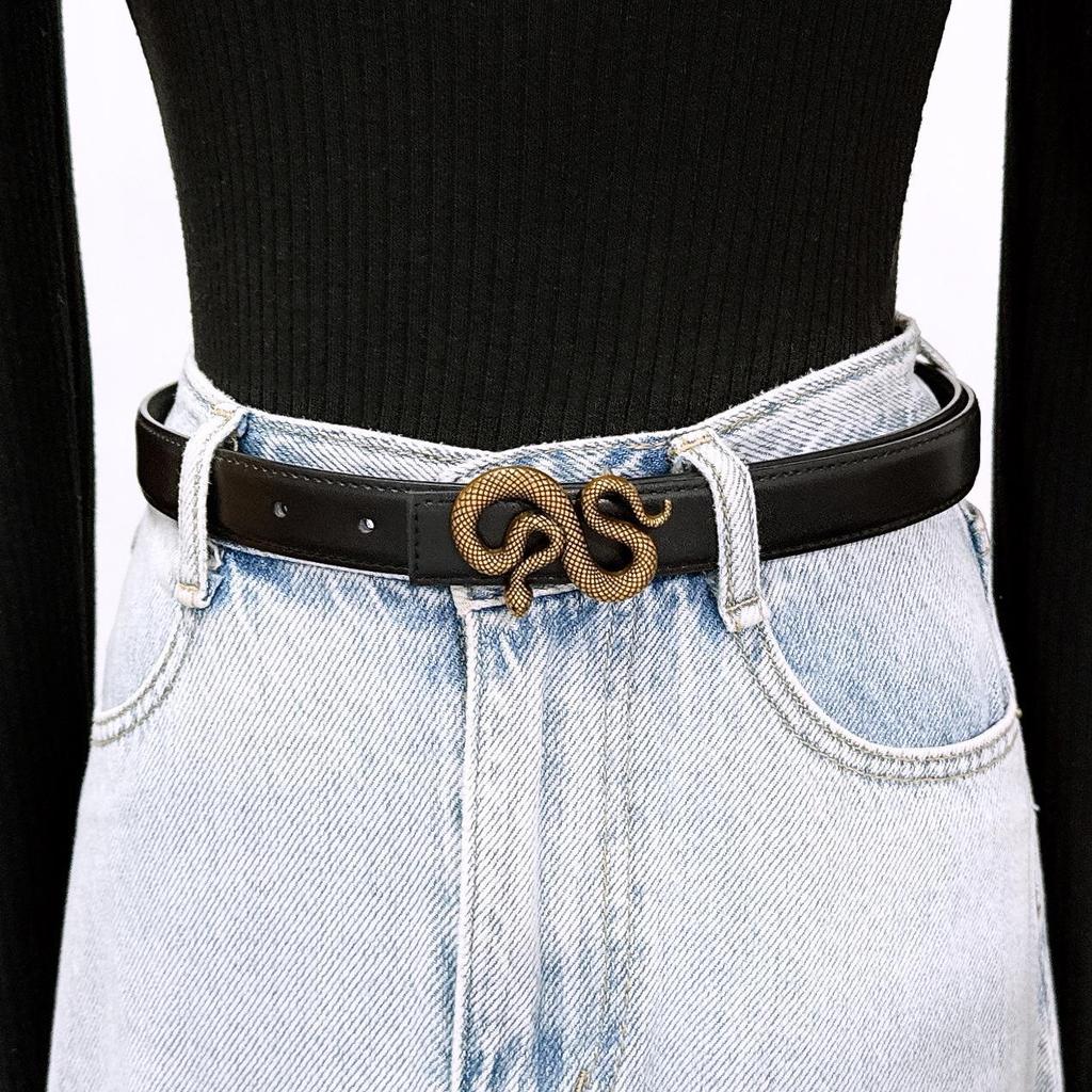 Черный сетчатый ремень с ретро-пряжкой в виде золотой змеи: Элегантный европейско-американский модный аксессуар для женщин