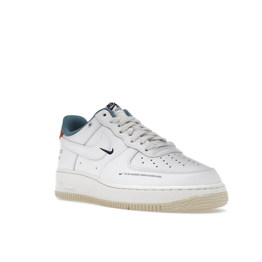 Nike Air Force 1 07 LE Starfish Men Sneakers White Sail DM0970-111