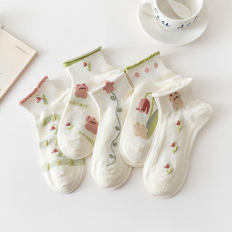 Women's Spring and Summer White Japanese-Style Cartoon Tulip Short Socks.
