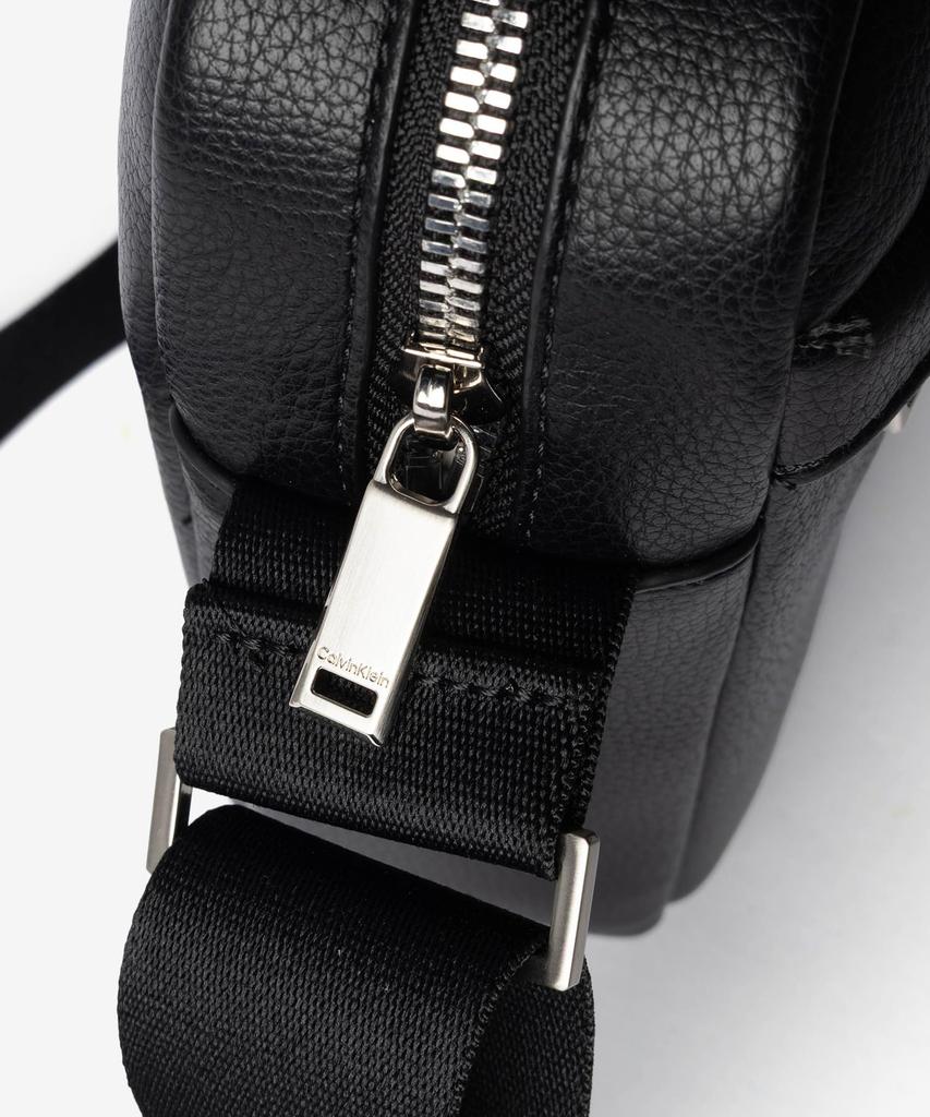 Сумка через плечо LV04D3160G RAISED REPORTER [Calvin Klein] Мужская ЧЕРНЫЙ/Черный