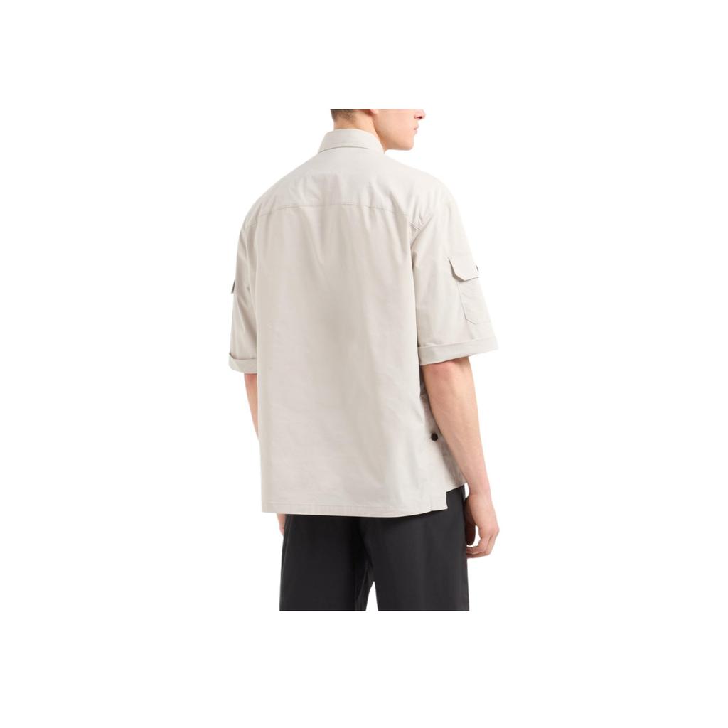 Emporio Armani Ss25 Логотип Кожаная этикетка Однотонная рубашка с коротким рукавом Мужские рубашки Бежевый EM001522-AF13810-U1098