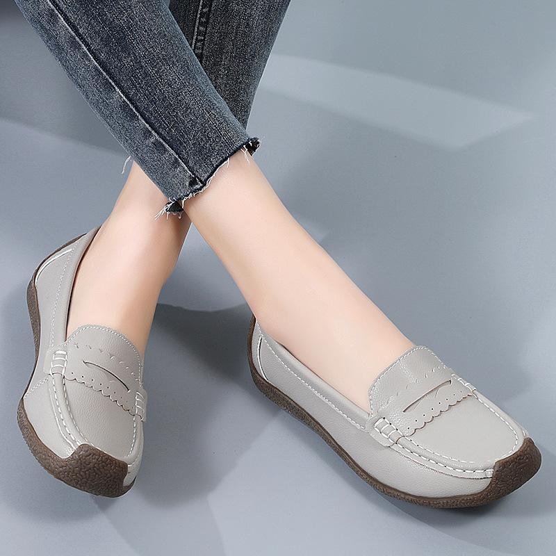 Plus Size 44 Women Casual Shoes Moccasins Flats Slip On Leather Loafers Female Sneaker White Ballet Nurse Shoes Zapatos Mujer