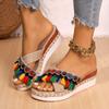 Модные женские разноцветные шлепанцы летнего стиля на танкетке, сандалии на толстой подошве в богемном стиле, шлепанцы на среднем каблуке, повседневные шлепанцы с кисточками