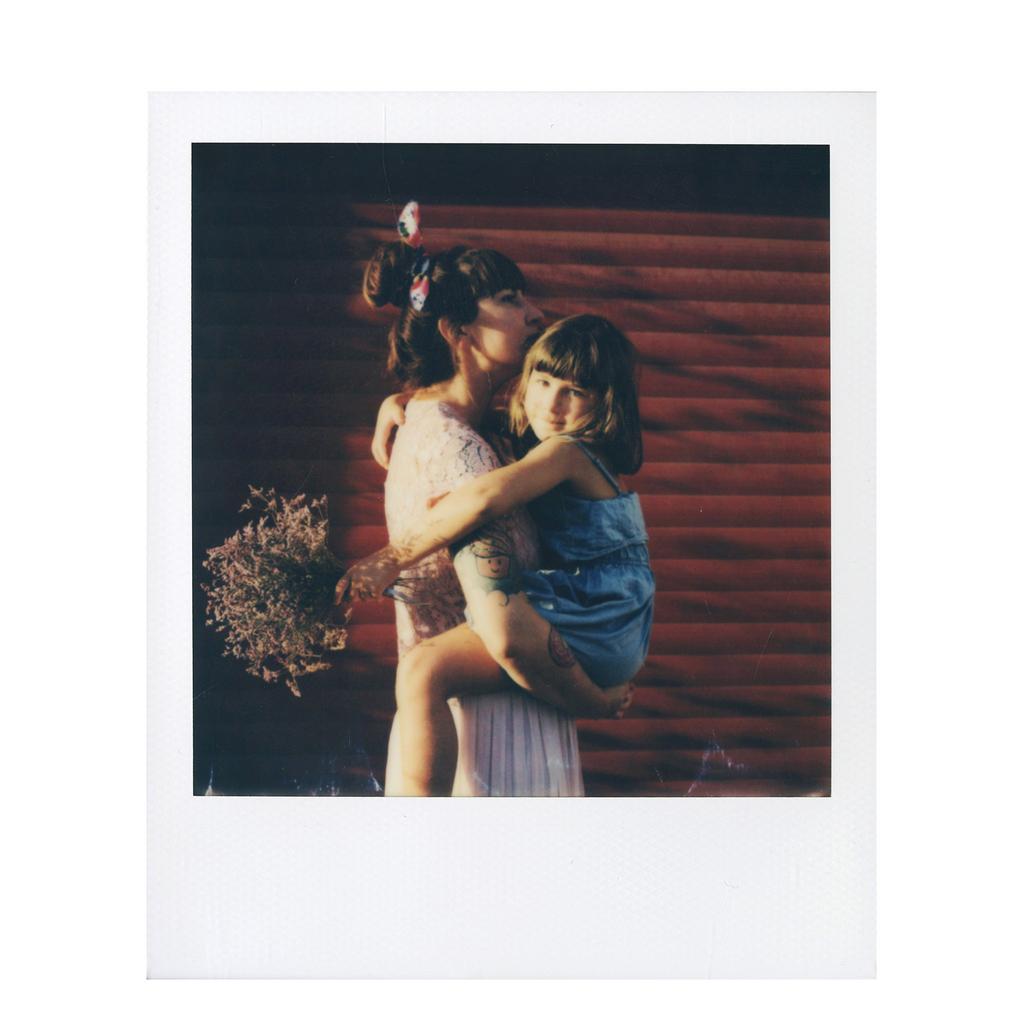 Цветная фотопленка Polaroid Instant Film для цветной пленки 8 шт. Рамка цветная белая SX-70 (6004)