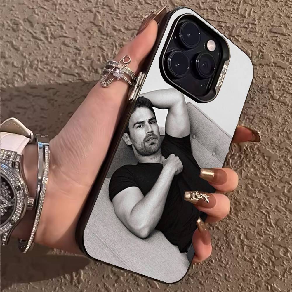 Чехол для телефона с актером Т-Тео Джеймсом для iPhone 17,16,15,14,13,12,11,Pro,X,Xs,MAX,Plus, мягкий TPU, приятный для кожи