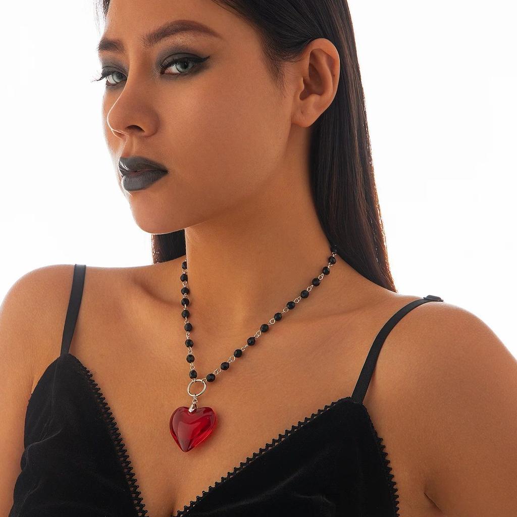 Gothic Love Heart Pendant Big Necklace For Women Vintage Crystal Beads Choker Halloween Jewelry Y2k Accessories