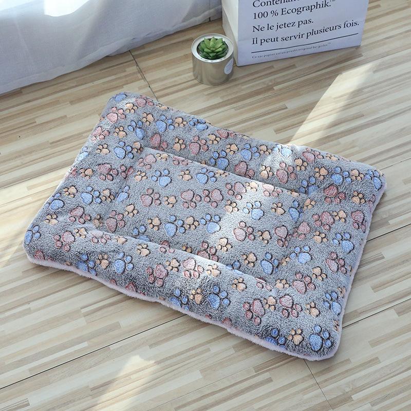 Double-Sided Pet Mat Mats Short Plush Pet Sleeping Bed for Cats Small Dogs Cute Pet Pad Blanket Warm Kitten Cushion Cat Sofa Bed