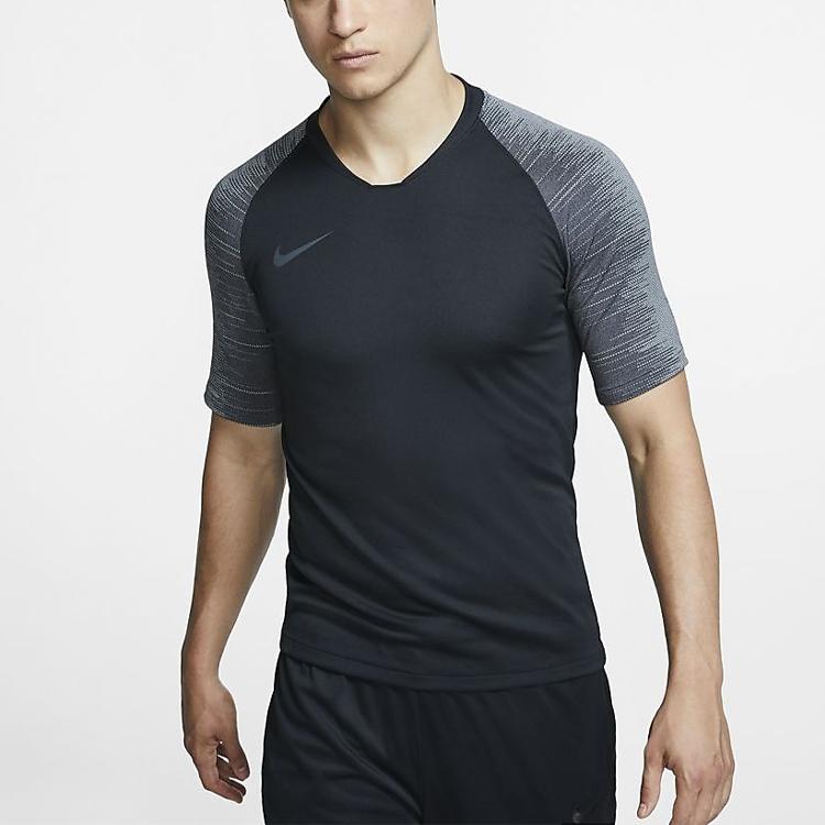 Nike Мужские черные футболки для футбола умеренного прямого кроя AT5871-010