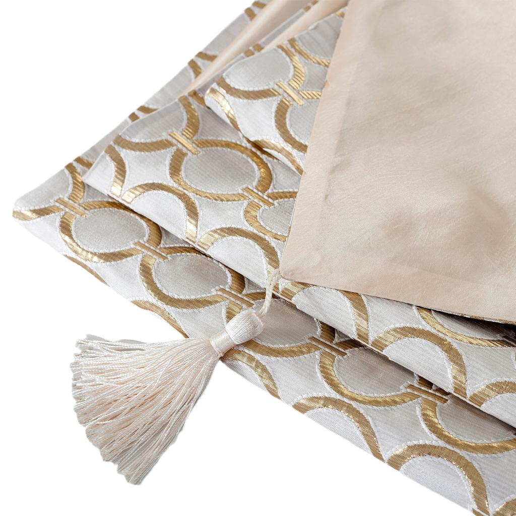 New Luxury Embroidered Table Runner Home Restaurant Table Decoration Fashionable Solid Color Light Luxury Jacquard Table Runner