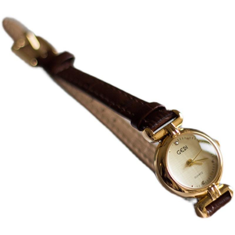 New Leather Strap Watch With Small Dial, French Retro Style, Round, Student-Friendly, Exquisite, High-End, Simple And Elegant.