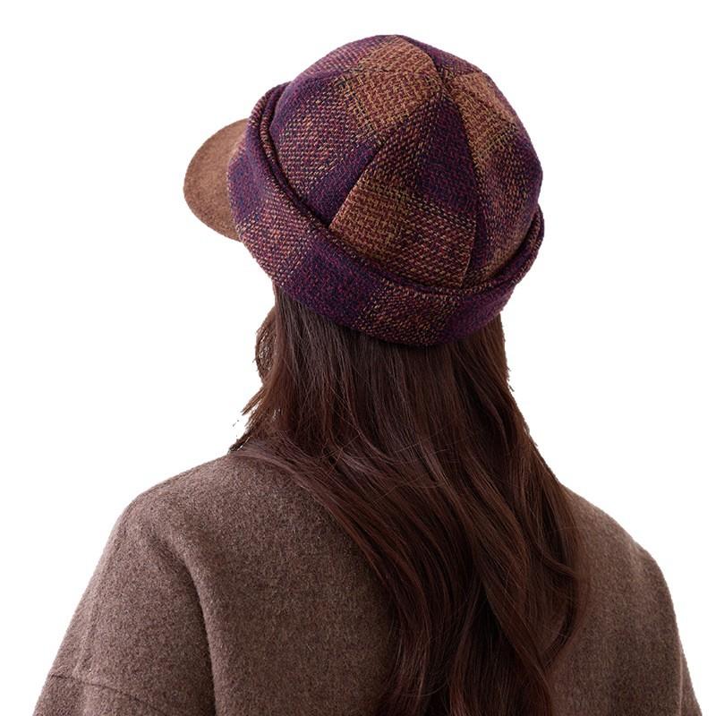 Autumn and winter British retro cap casual outdoor warm hat women's versatile simple short brim hat plaid equestrian hat