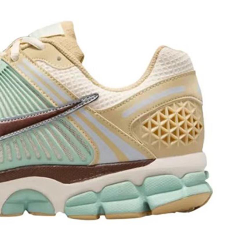 Nike Zoom Vomero 5 SE Men's Lifestyle Sneakers