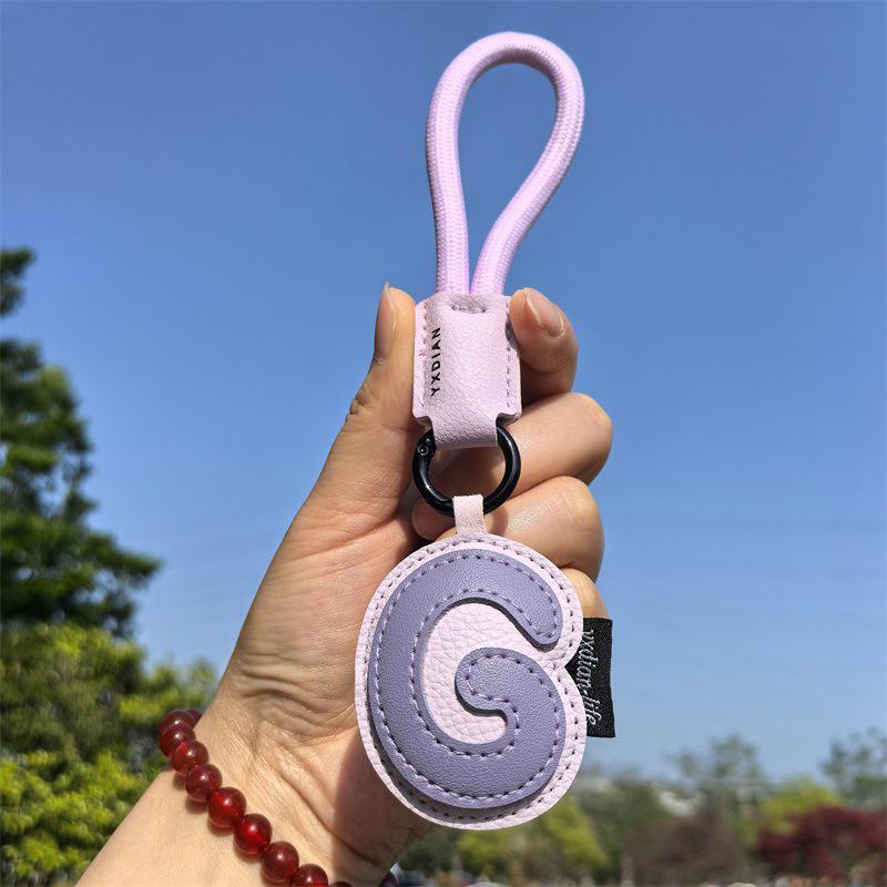 1PC Anniversary Gifts Lucky Letters Creative Alphabet Keychain Minimalist Wedding Favors Trendy For Couples Engraved 18CM
