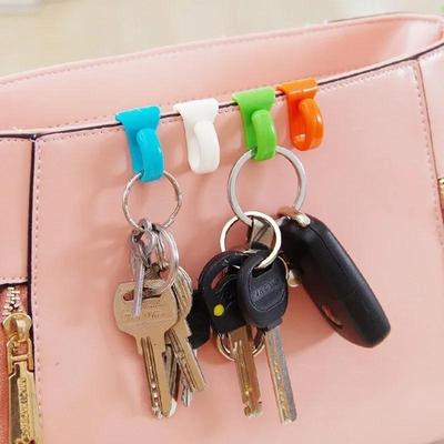 4 шт. Креативные крючки для защиты от мешков, встроенные во встроенный держатель для ключей, зажим для ключей, удобный для переноски