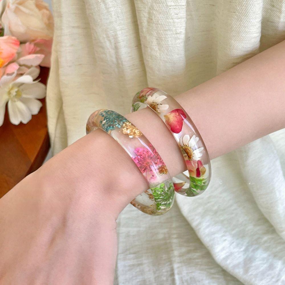 Resin Acrylic Bangle Wide Big Cuff Bangle Temperament Natural Dried Flower Bracelet Decoration